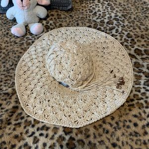 Woven Straw Beach Hat Billabong Excellent Condition
